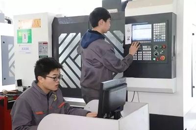 以技术服务为引擎，提升加工制造技能水平，赋能现代制造业高质量发展